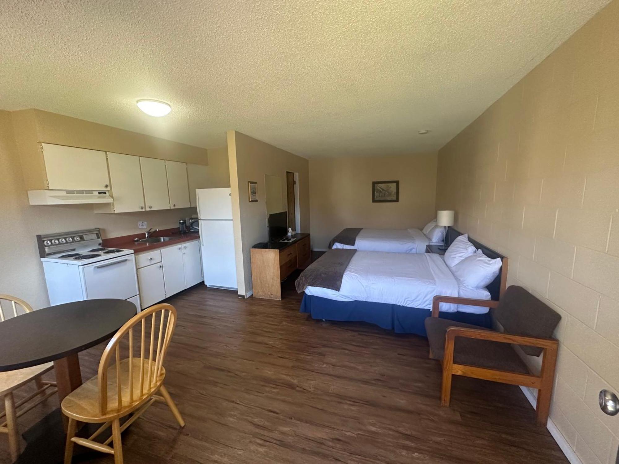 Island West Resort-Motel Ucluelet Cameră foto
