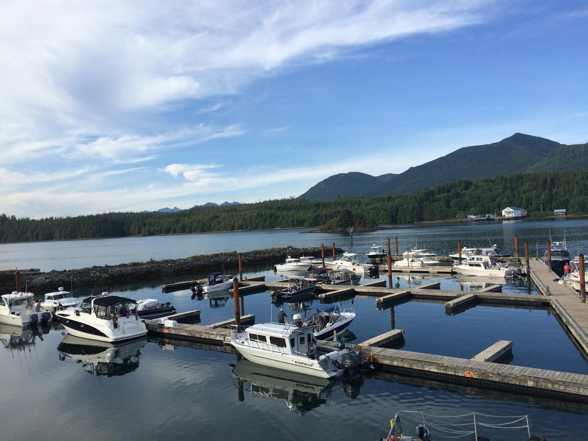 Island West Resort-Motel Ucluelet Exterior foto