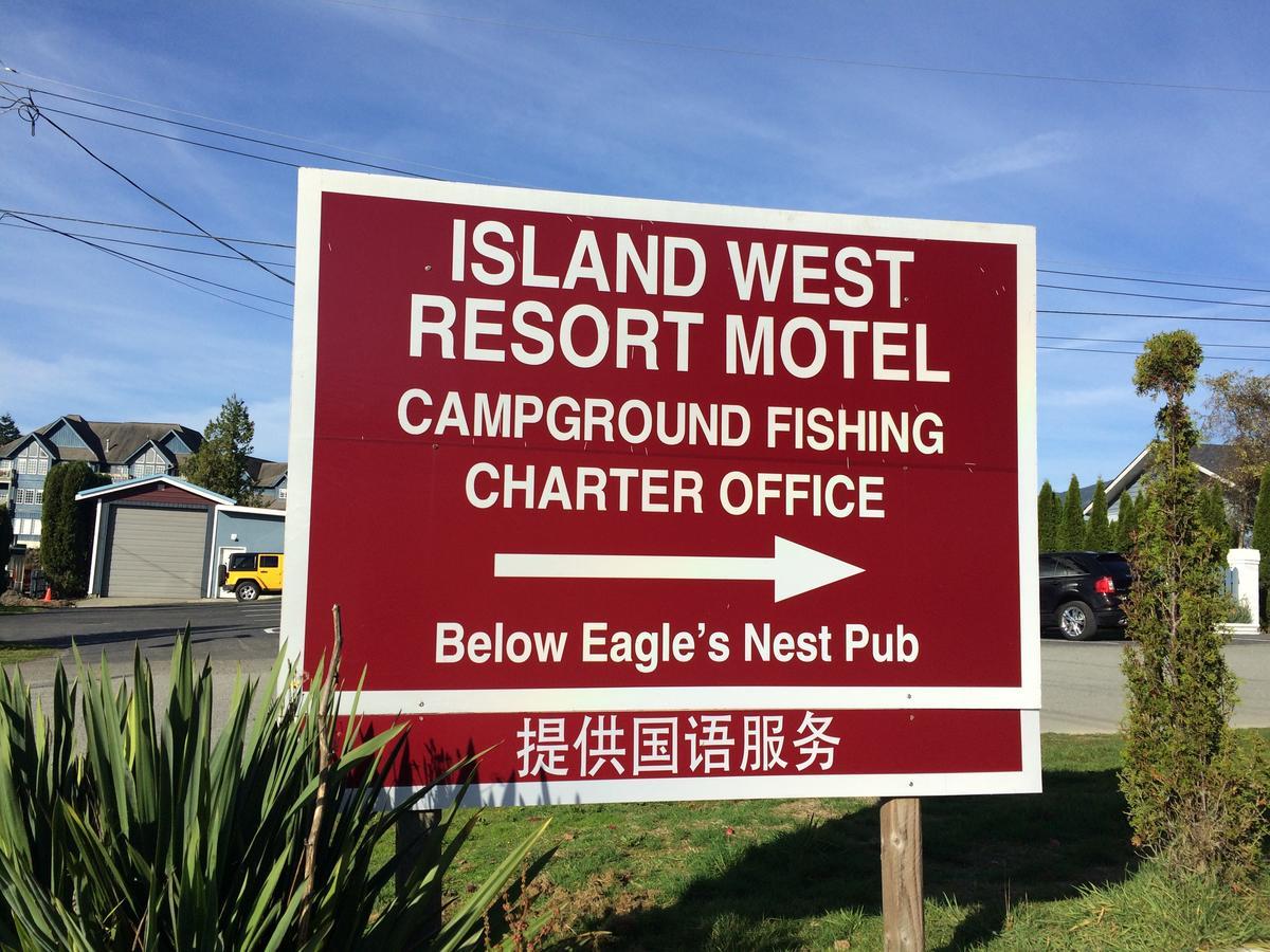 Island West Resort-Motel Ucluelet Exterior foto