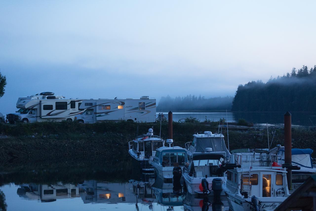 Island West Resort-Motel Ucluelet Exterior foto